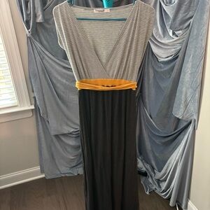 Expected by Lilac Gray and Yellow V-Neck Sundress